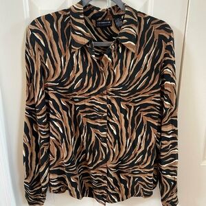 Animal print 100% silk button up blouse